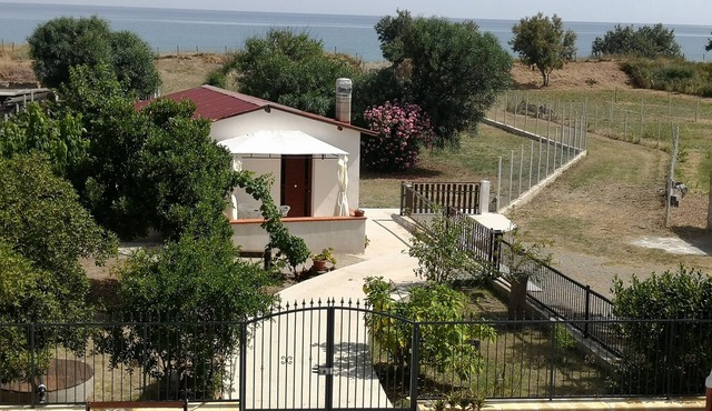 Beach house in Cariati
