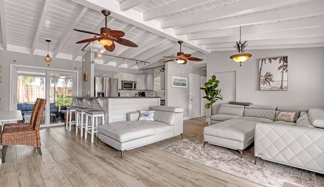 Beach House just steps from Sun & Fun!
