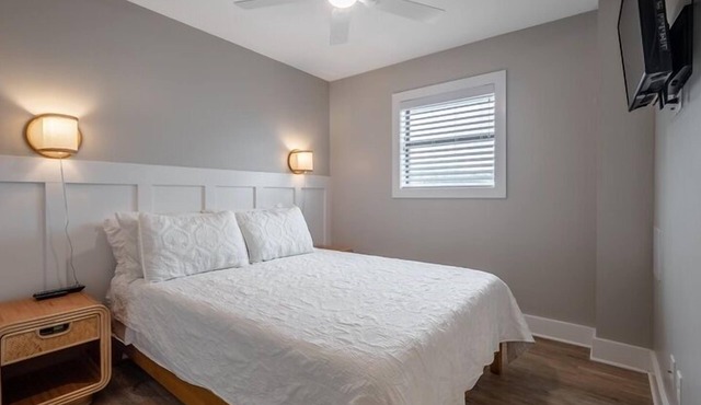 Beach House OKI - Two Bedroom Suite in hotel on Oak Island, North Carolina