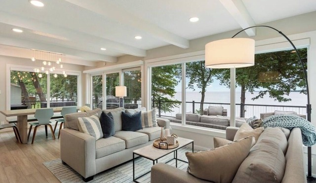 BEACH HOUSE ON MILLE LACS LAKE, PRIVATE DOCK