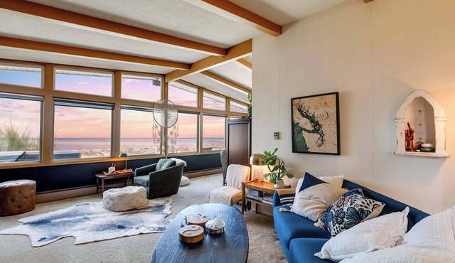 Beach House Point Roberts - Canadian American dual citizen owned and operated 🇨🇦🇺🇸