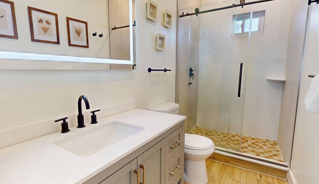 Beach House: POOL, Boardwalk, 1 Min to Beach