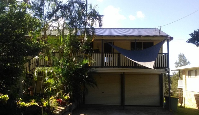 Beach house. Seaside Getaway Russell Island