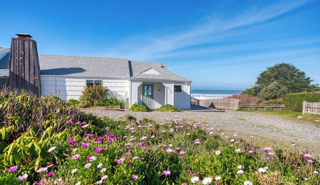 Beach House @ Spirit Cove- Beach Path & SPA