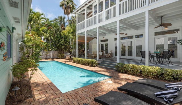 BEACH HOUSE ~ Stunning 4B/4Ba Home with Private Pool in Truman Annex!