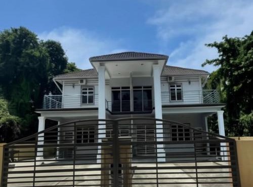 Beach House with Pool