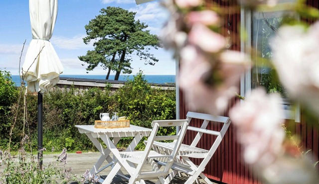 Beach house with sea view in Djursland