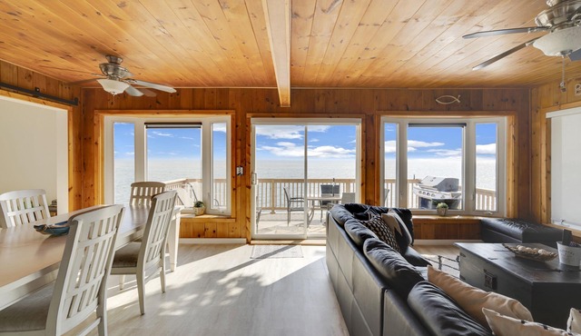 Beach House with Stunning Lake Views & Beautiful Sunsets- 3 Bedrooms, 2 Baths