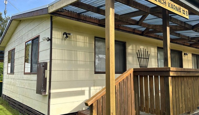 Beach Karma, Sandy Point