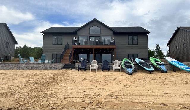 Beach Lake Retreat with Private Lake and Hot Tub
