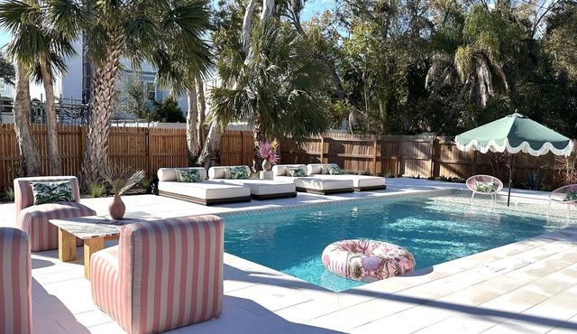 Beach Life + Walk to Downtown, Heated Saltwater Pool + Large Yard