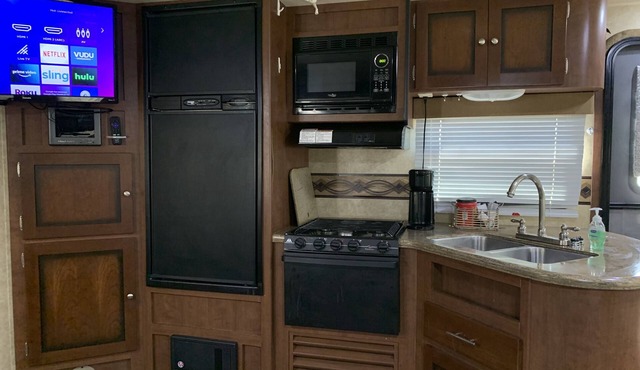BEACH nice RV Free golf cart with 4 day booking