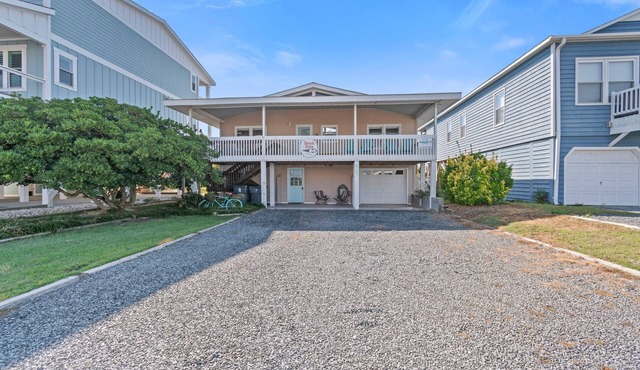 "Beach Nuts" 5 Bedroom, 3 Bathroom Oceanfront home.