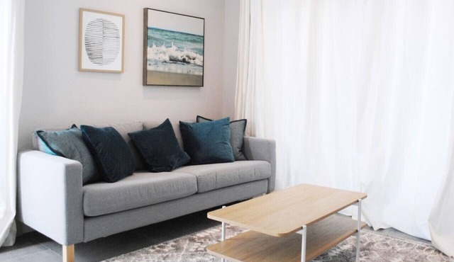 Beach Oasis w/screened in porch, incl beach gear, 15min walk to beach