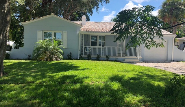 Beach OASIS with new pool, sleeps 8.