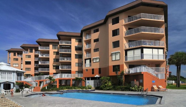 Beach Palms by Florida Lifestyle Vacation Rentals