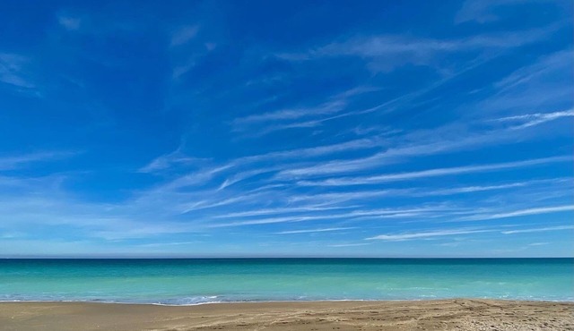 Beach paradise found! “Heavenly Views” 1/1 villa steps away from beach and pool.