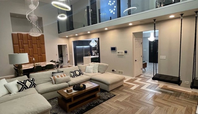 Beach Park Estate: Chef's Kitchen, Nature, Fitness Room, Naval Base, Beach, Lake