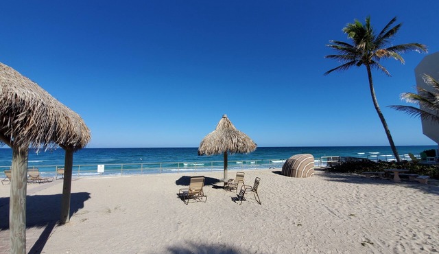 Beach/Pool/Golf putting green/Waterway ICWW, Private Ocean Side Resort