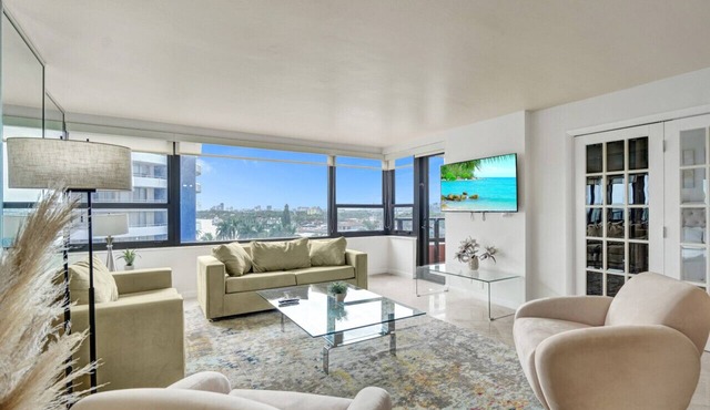 Beach Resort condo/921