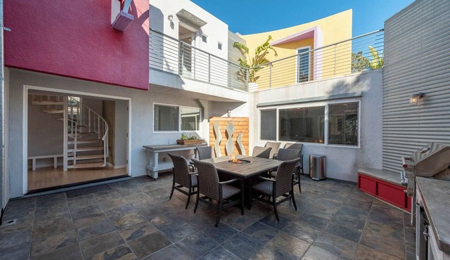 Beach Resort Home w/Ocean Views + Jacuzzi & Sauna!