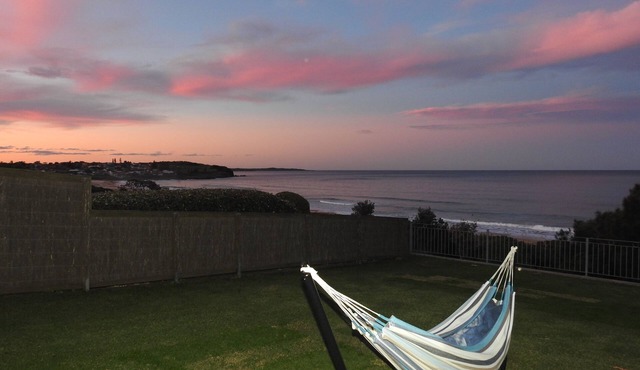 Beach Retreat@Kiama BEACHFRONT with direct beach access