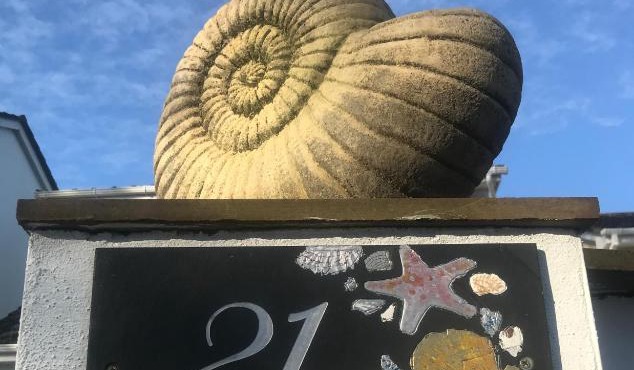 Beach Road- short walk to Charlestown, Carlyon Bay & coastal paths- dog friendly