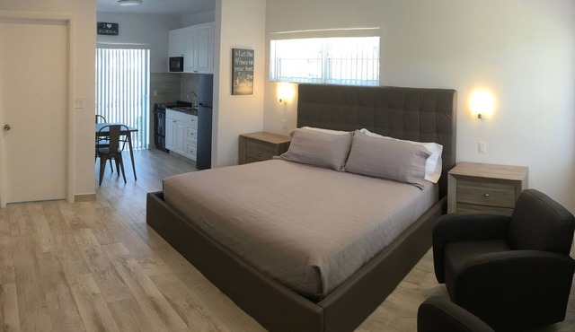 Beach-side luxurious studio apartment