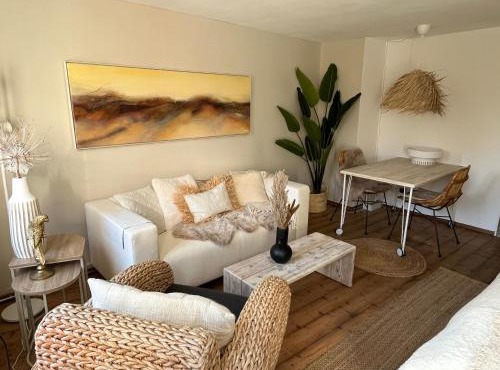 Beach Style Apartment