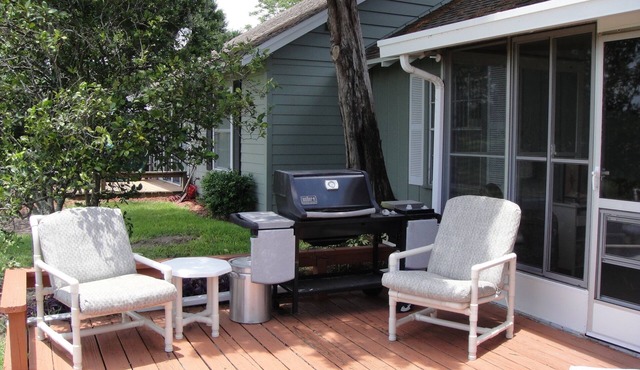 Beach-style decor Golf Villa in Errol Estate with Lake view