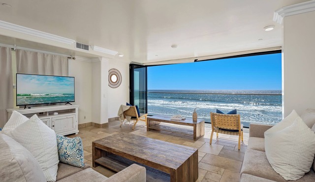 Beach Vacation Home with Oceanview Deck and Spa P813-1