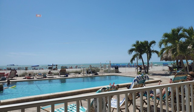 Beach Vacation Paradise @ Famous John's Pass Madeira Beach