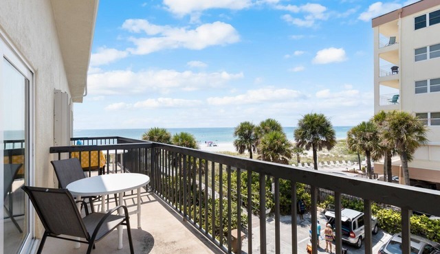 Beach View 1b 1b - Balcony - King - Surf Song #346