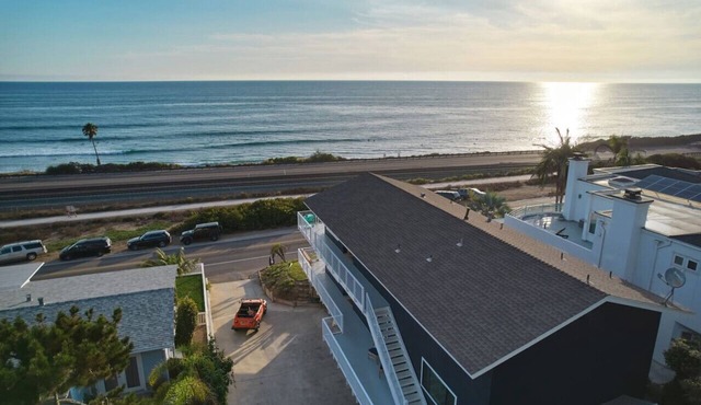Beach View Bungalow with Stunning, Panoramic Views