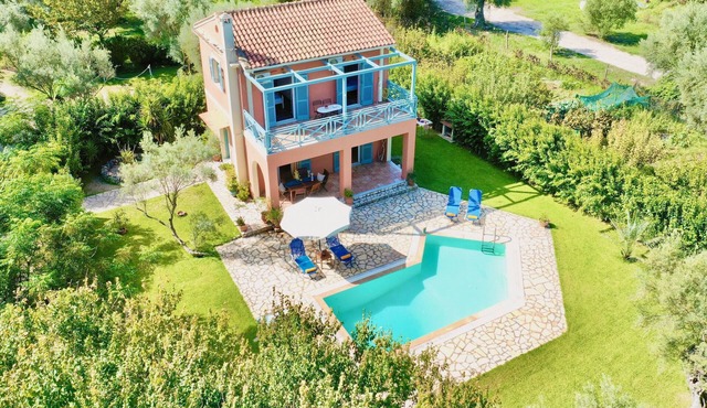 Beach Villa Simeoni with private pool