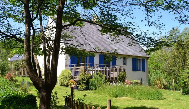 Beach walk 1 Km, green setting Meublé tourisme 3 stars (2017 and 2022)