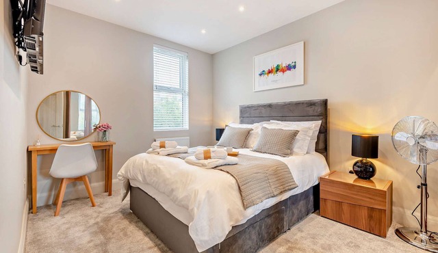 Beach Walk Stylish Southbourne 2-Bed Apartment near to Beach