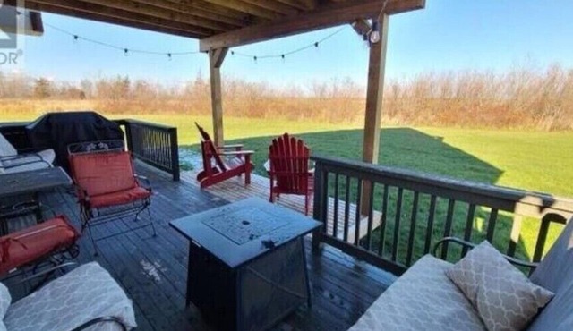 Beach Wood Chalet in Cap-Pelé, NBn