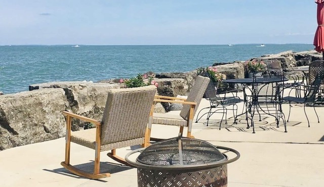"BEACHCOMBER"- A Gem on Lake Erie 120 Feet of Private Frontage and Beach