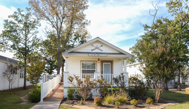 Beachcomber at CrossTimbers Marina