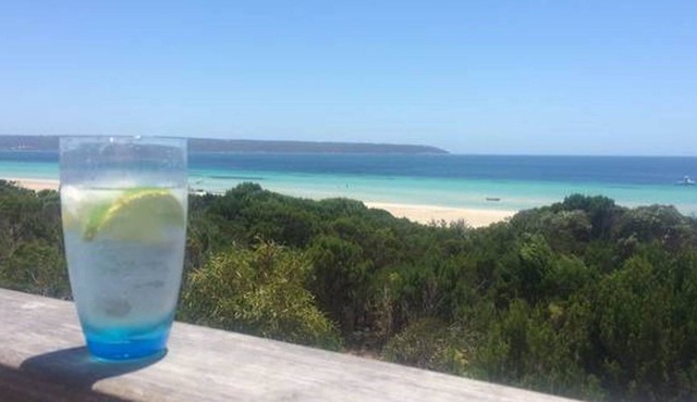 Beachcomber - family friendly modern home