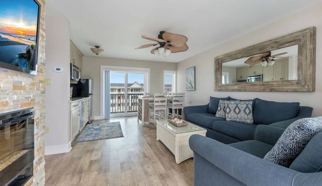 Beachcomber Resort 2bedroom/1bath Suite