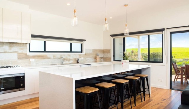 Beachcomber Sunset - Located in Smiths Beach, the best part of Phillip Island