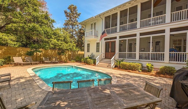 BeachComer, 3 King BRs, Private Heated Pool, Available May 16-20 and June 13-20!
