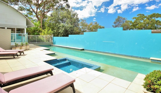 Beachdaze at Hyams Beach