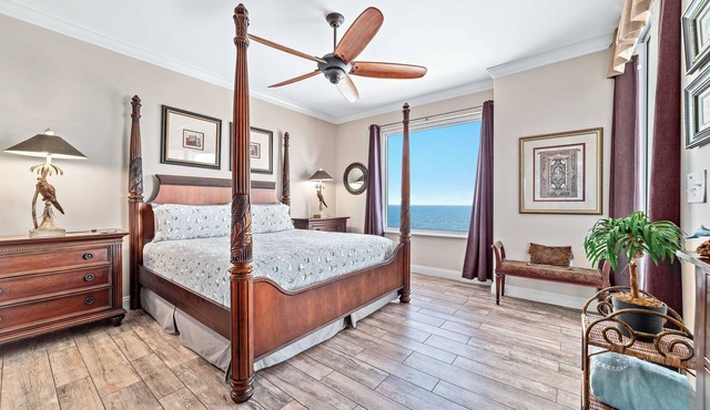 Beachfront 2 KingBeds, Free Beach Service, Tony Hobbs, Owner 1104-1204-1804-1904