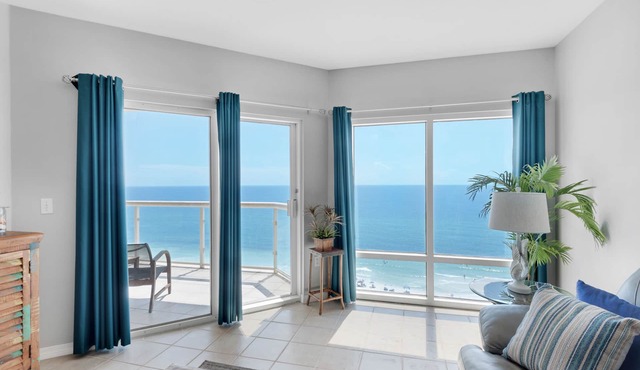 🌅Beachfront-2 Pools-Hot Tub-Sauna-Gym-2BR Emerald Isle 1206🌅