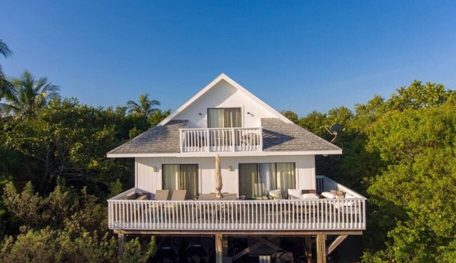 Beachfront 2BR North Captiva Cottage with Private Beach