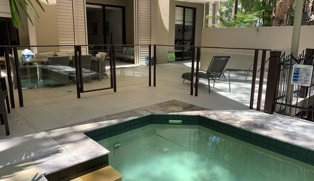 Beachfront 3/4 Bedroom Apartment - Stunning private plunge pool & bbq