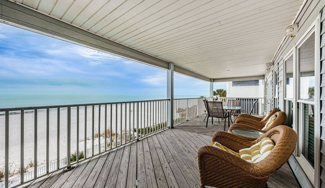 Beachfront 3 Bedroom 2 Bath Penthouse Indian Shores Florida With A Pool